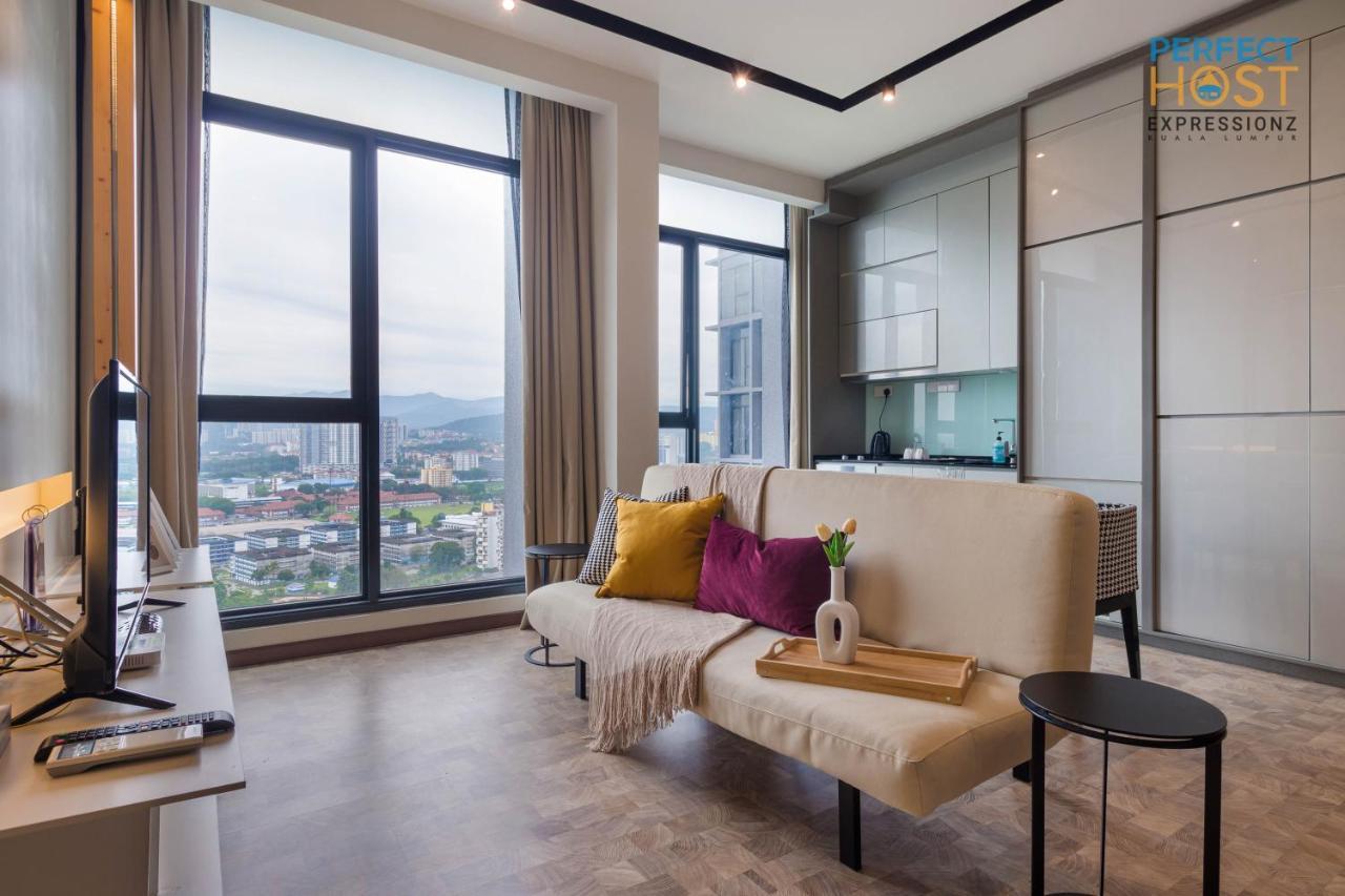 Expressionz Suites Kl By Perfect Host Kuala Lumpur Zewnętrze zdjęcie